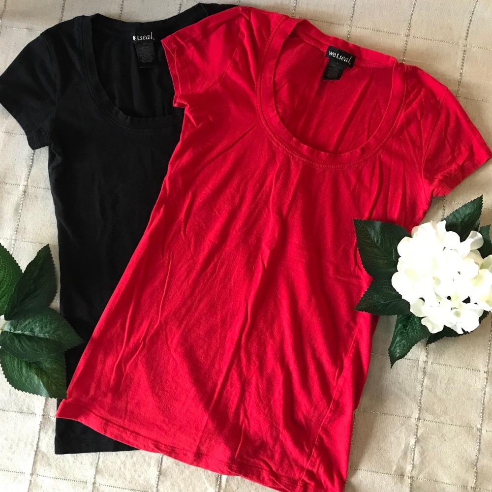 Black and Red Wet Seal T-Shirts (Bundle of 2)